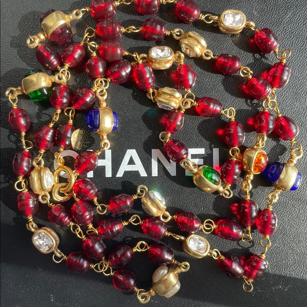 Chanel vintage red gripoix long necklace